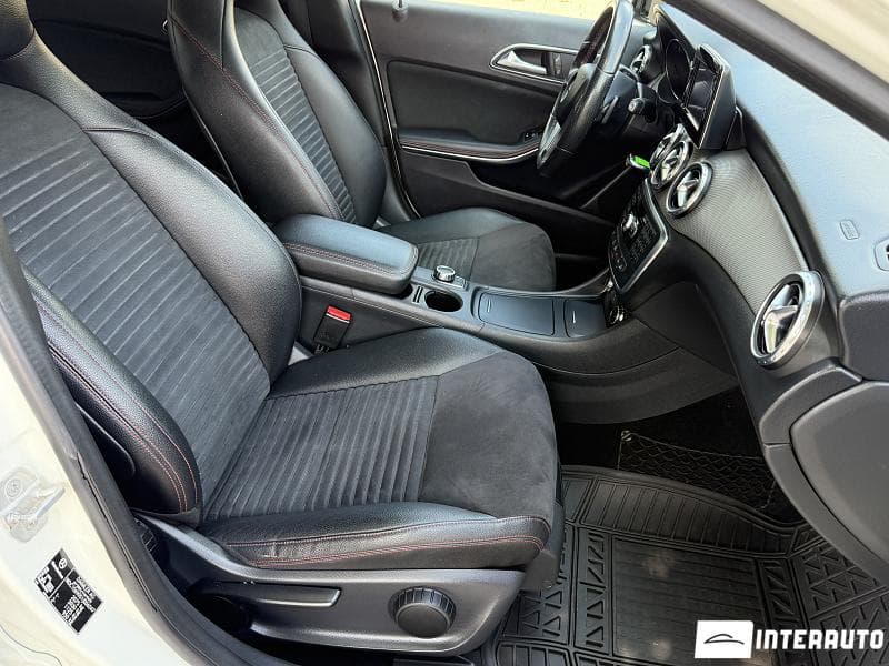 2014 Mercedes GLA 220 — Miniatură 16