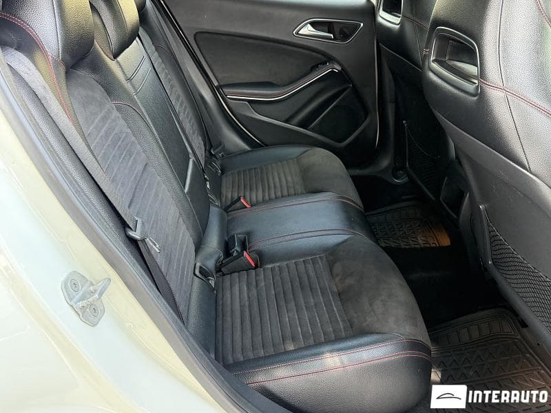 2014 Mercedes GLA 220 — Miniatură 18