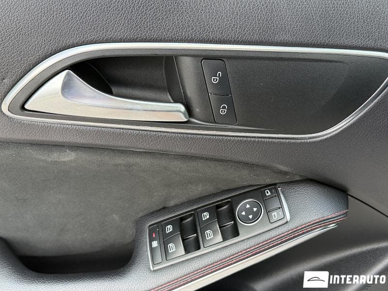 2014 Mercedes GLA 220 — Miniatură 6