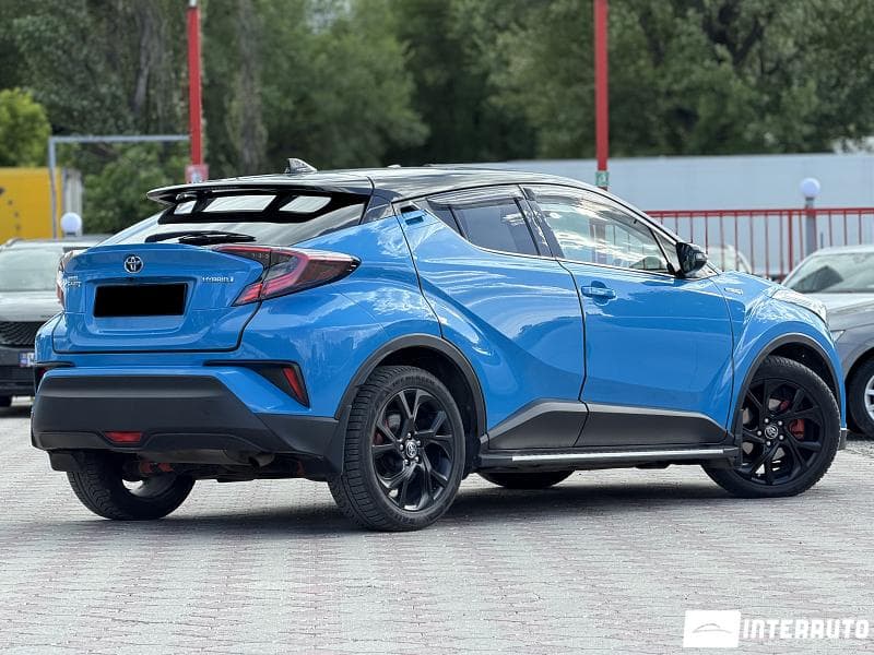 2018 Toyota C-HR — Miniatură 2