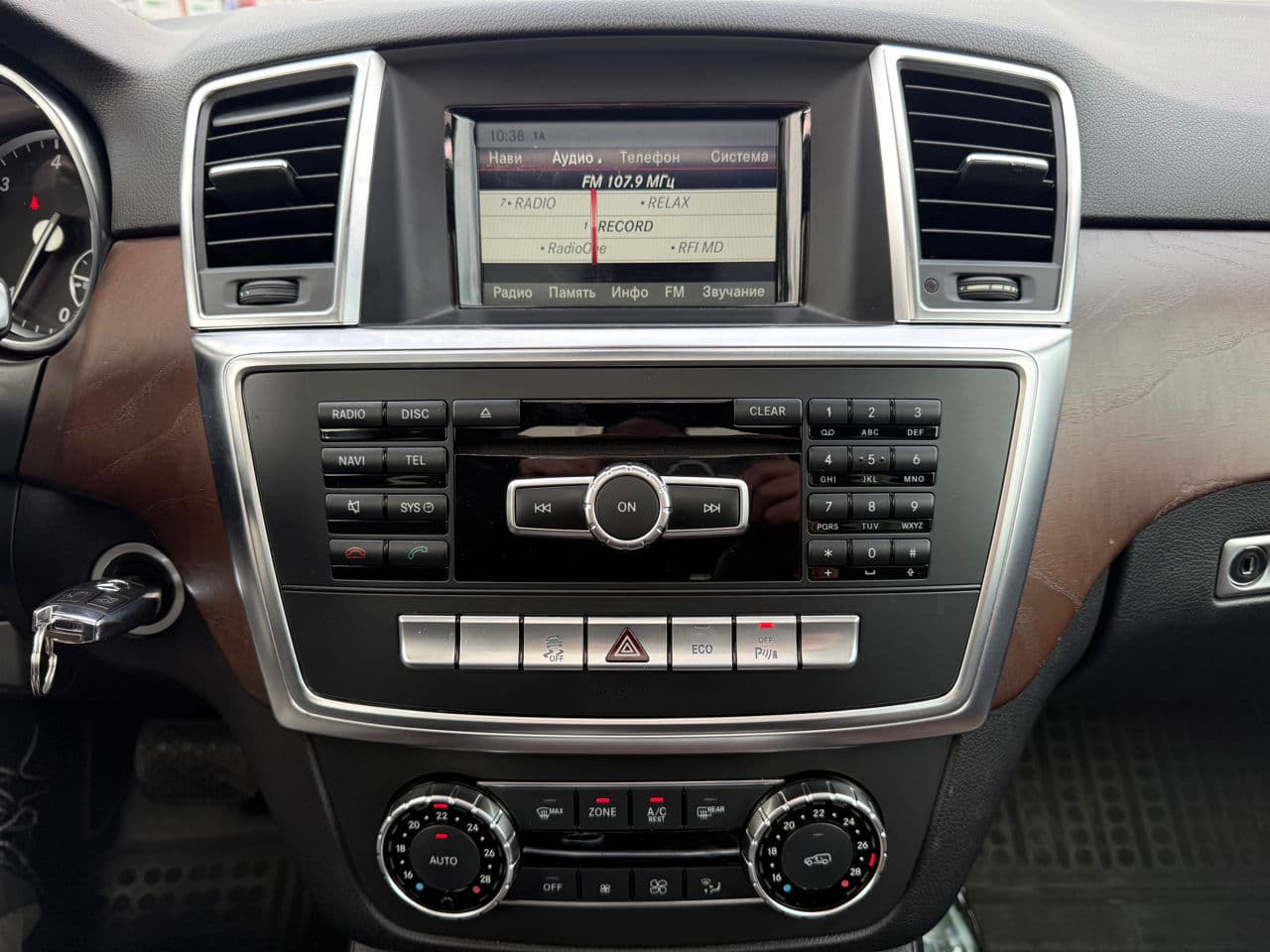 Mercedes ML 250 2015 — Миниатюра 9