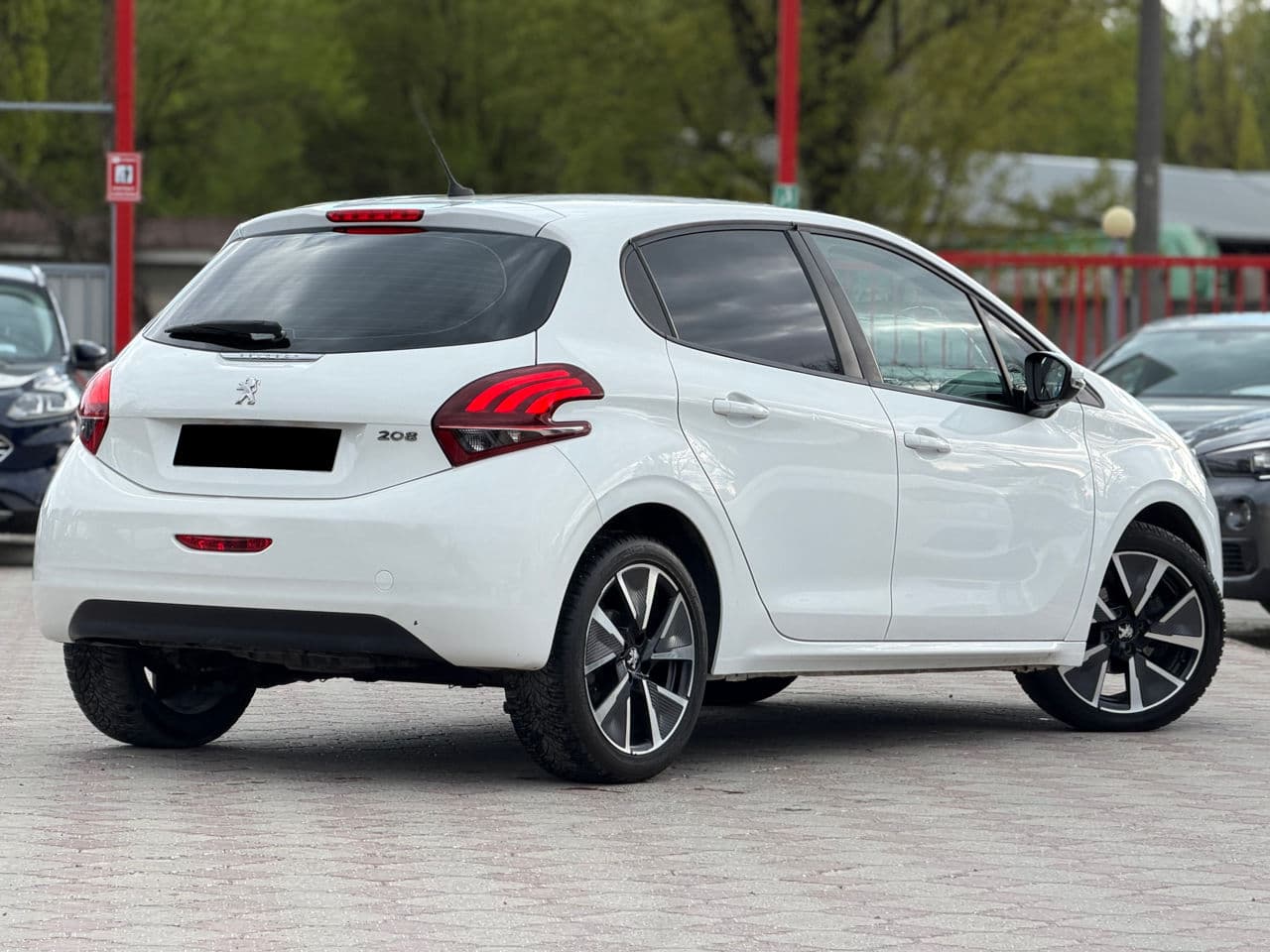 Peugeot 208 2019 — Миниатюра 2