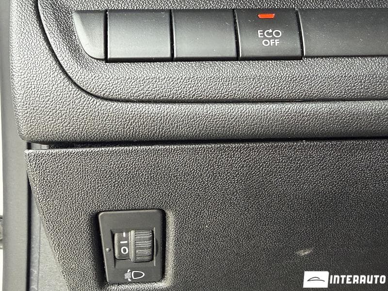 Peugeot 208 2019 — Миниатюра 9