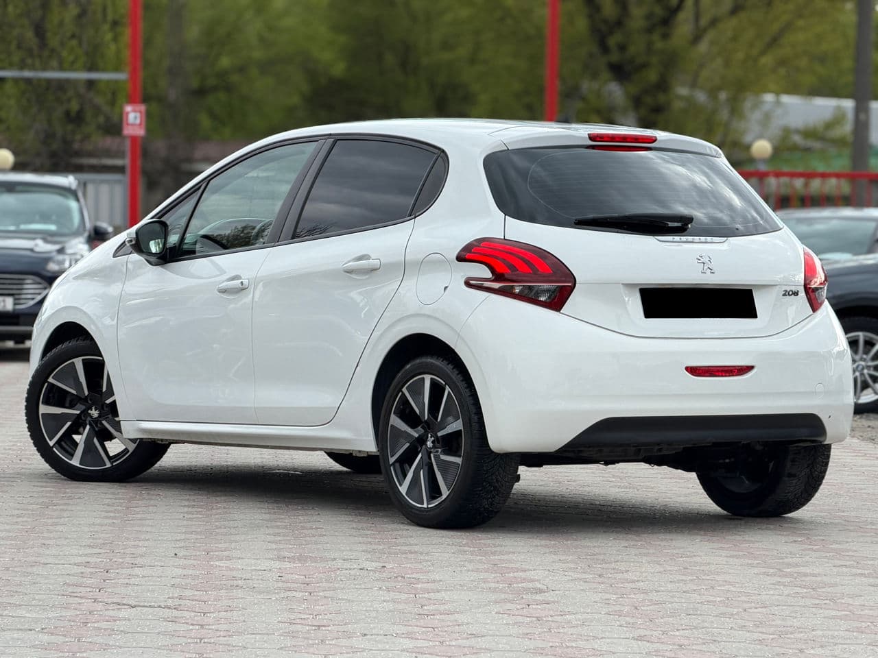 Peugeot 208 2019 — Миниатюра 3