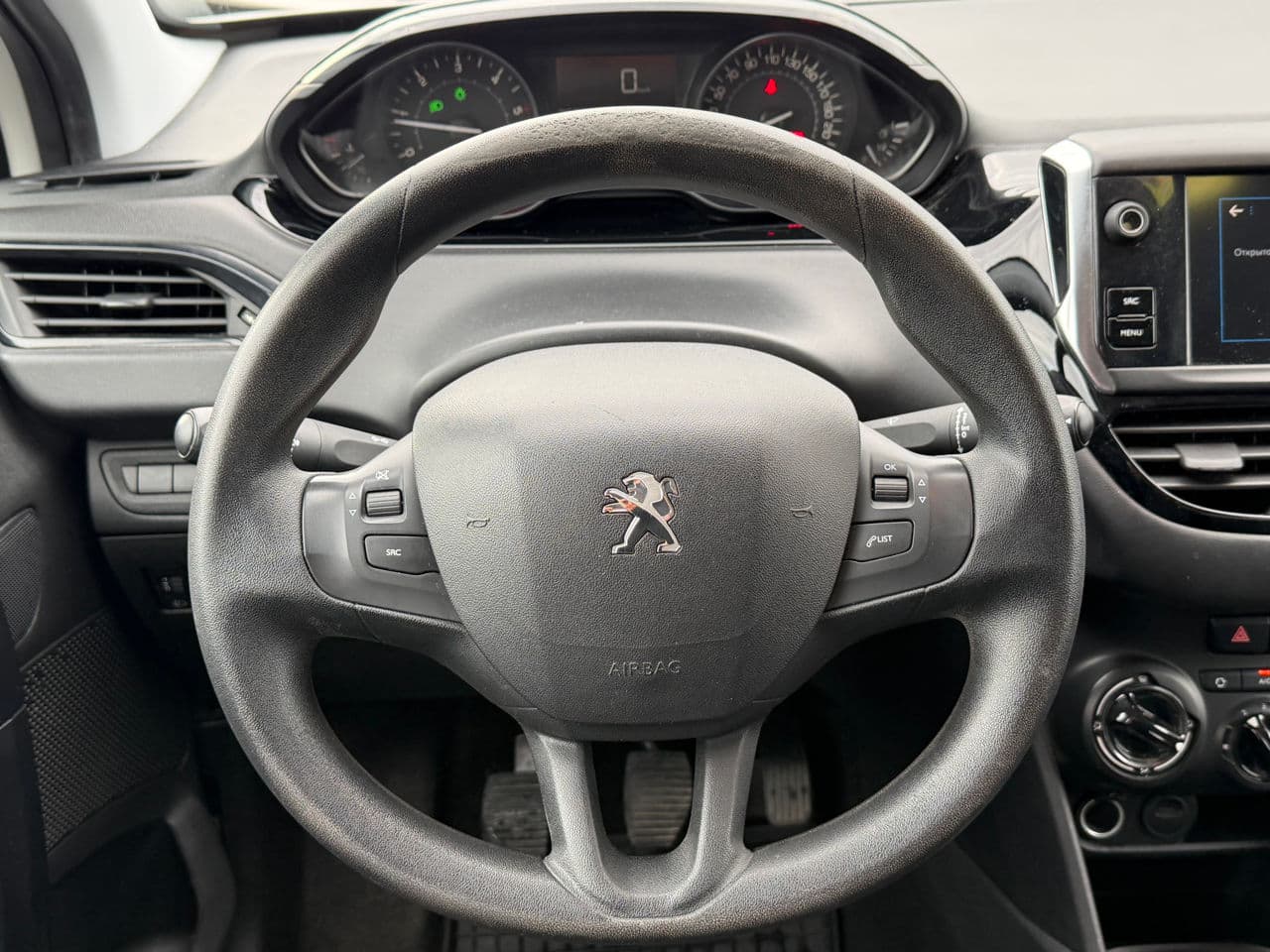 Peugeot 208 2019 — Миниатюра 10