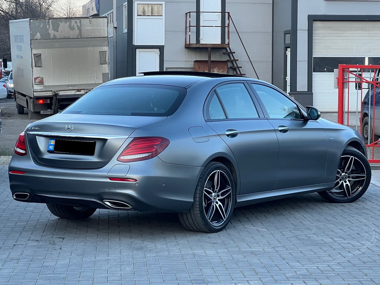Mercedes E 350e 2017 — Миниатюра 3