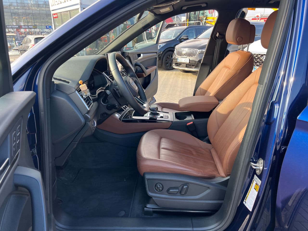 Audi Q5 2023 — Миниатюра 5