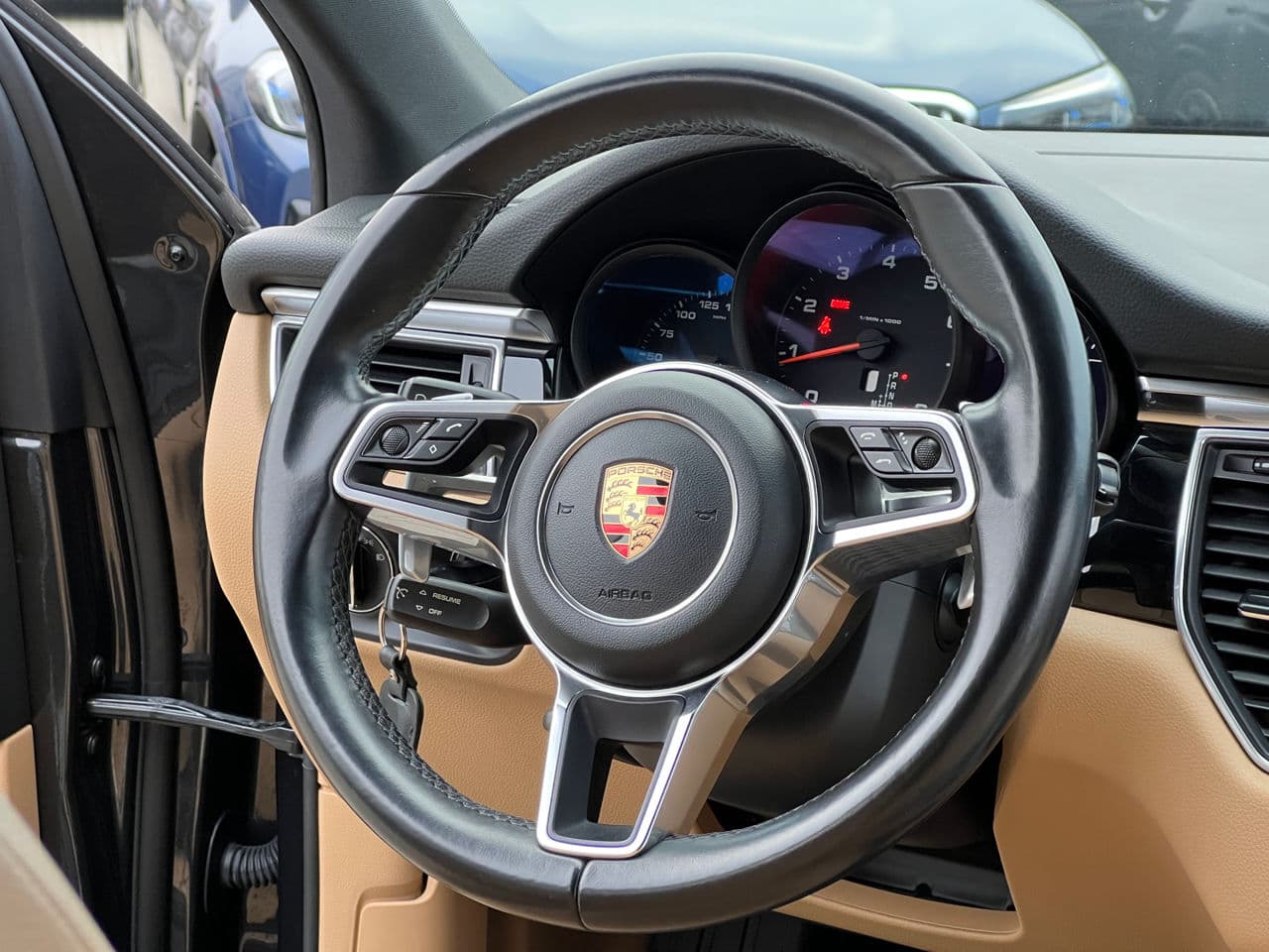 Porsche Macan 2017 — Миниатюра 7