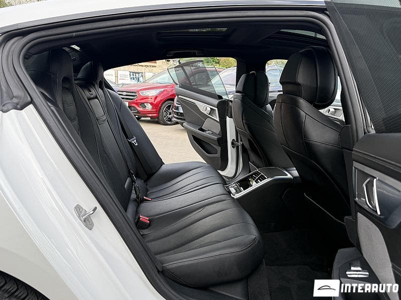BMW 840i 2019 — Миниатюра 16