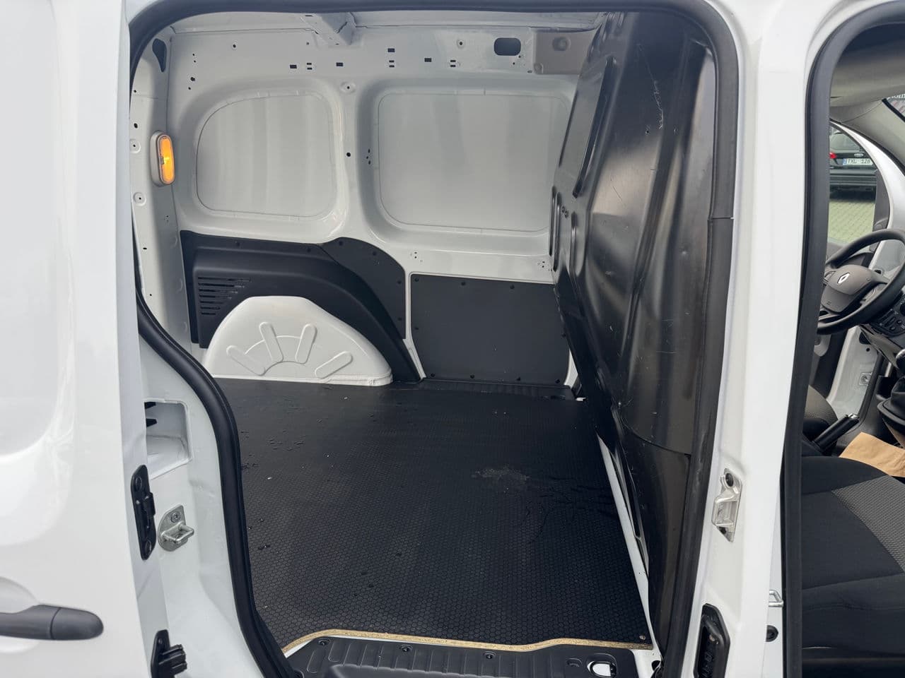 Renault Kangoo 2020 — Миниатюра 13