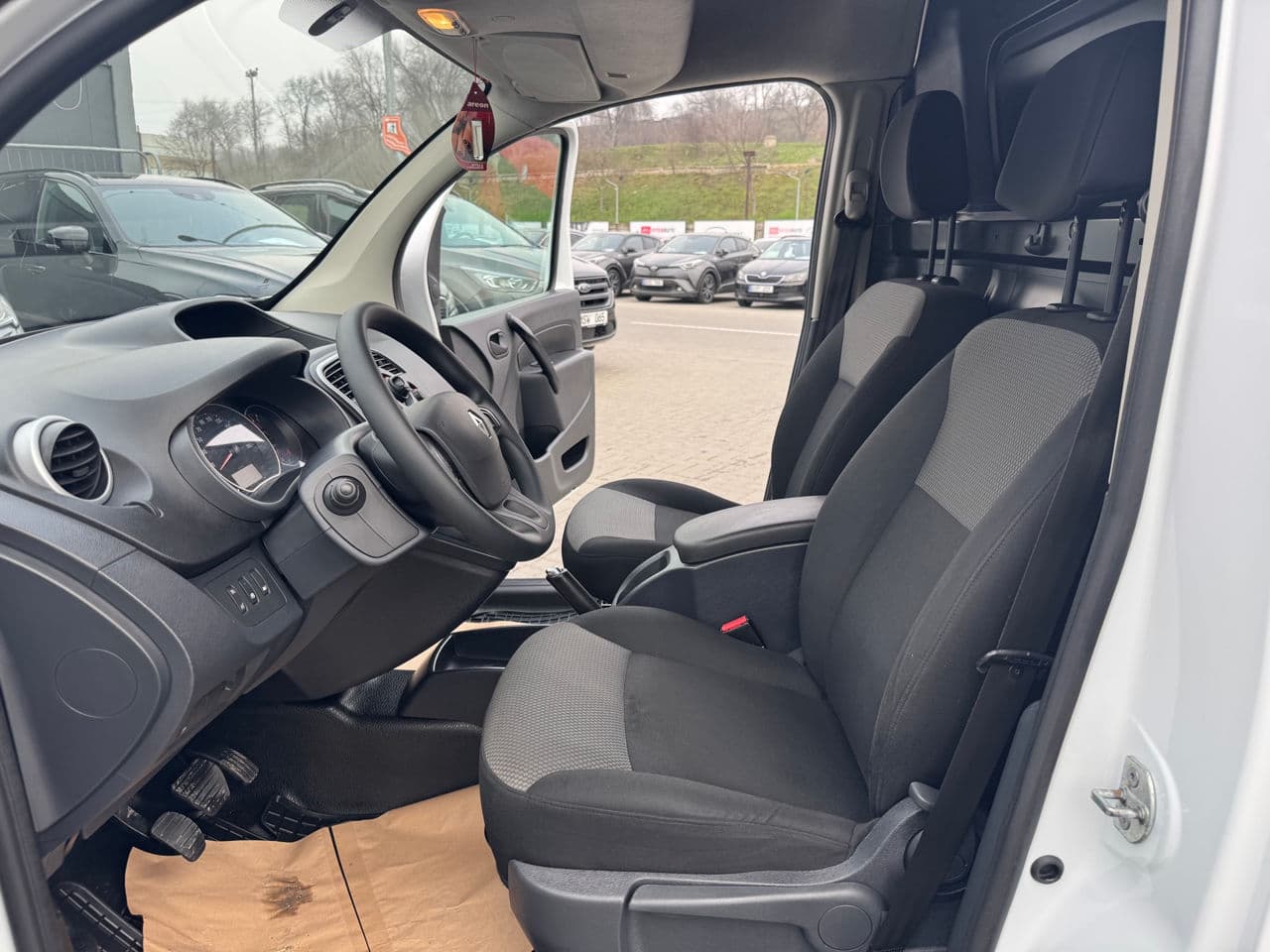 Renault Kangoo 2020 — Миниатюра 5