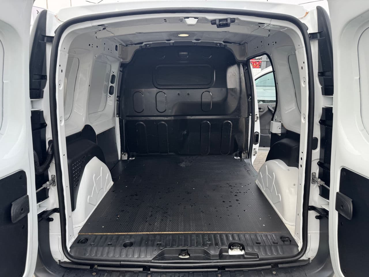 Renault Kangoo 2020 — Миниатюра 18