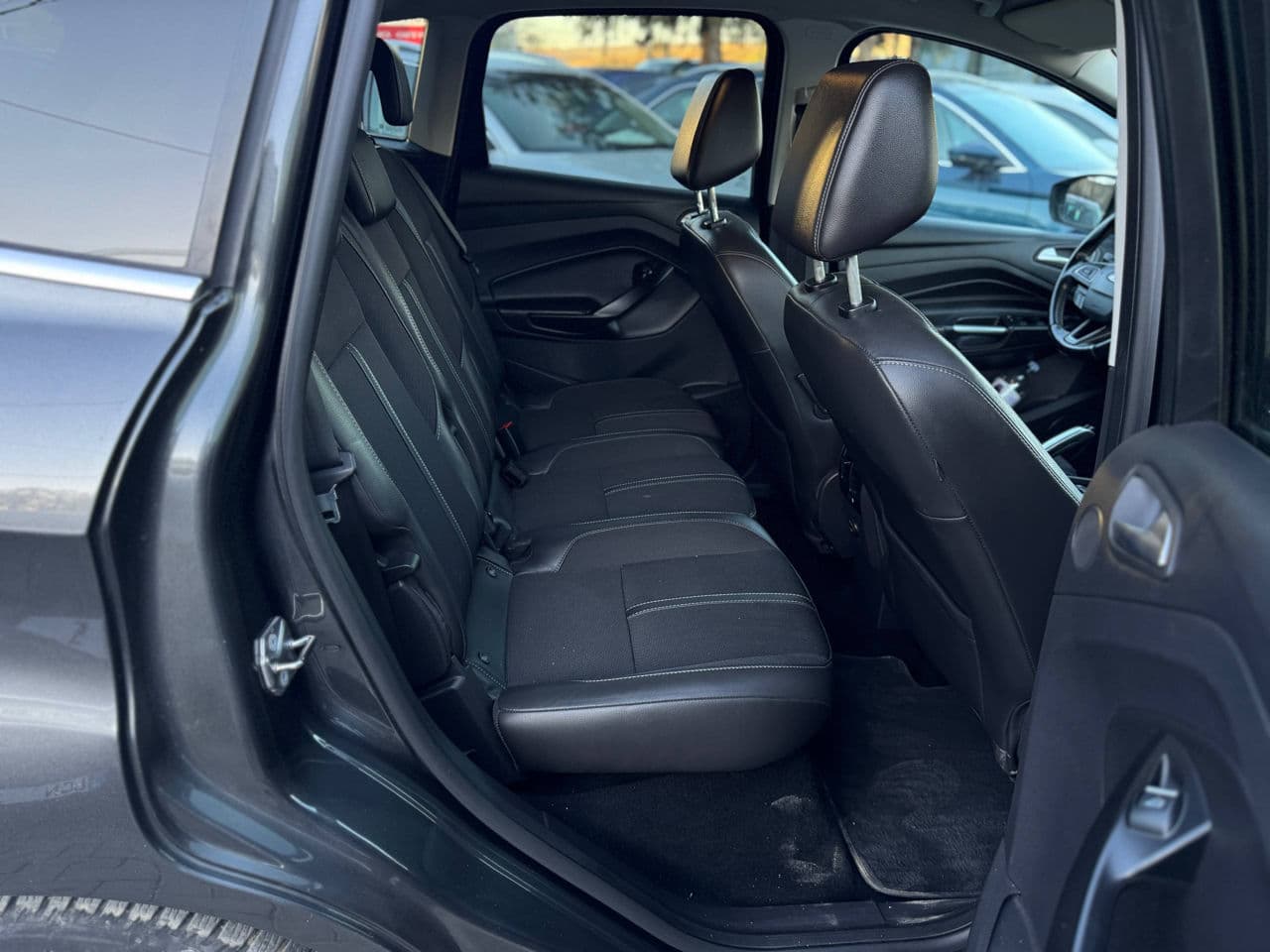 Ford C-MAX 2016 — Миниатюра 13