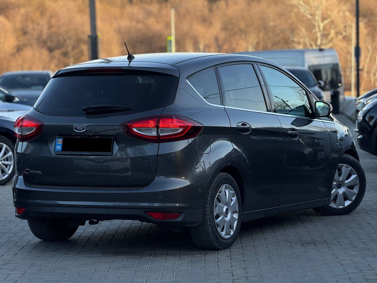 Ford C-MAX 2016 — Миниатюра 3