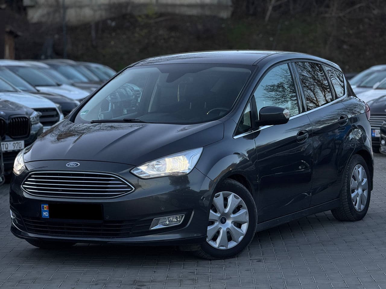 Ford C-MAX 2016 — Миниатюра 2