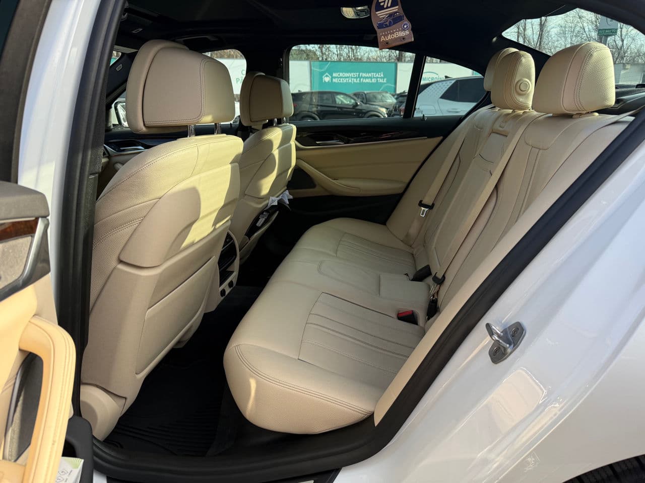 BMW 530e 2018 — Миниатюра 14
