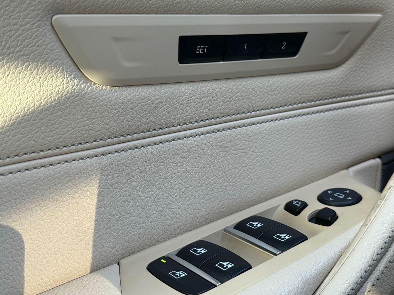 BMW 530e 2018 — Миниатюра 12