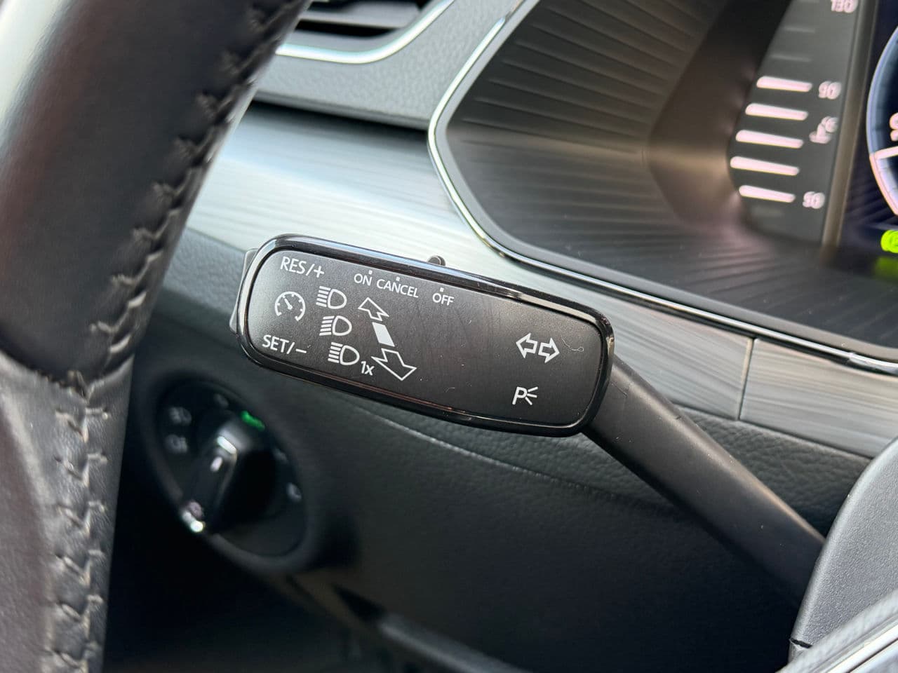 Skoda Superb 2022 — Миниатюра 12