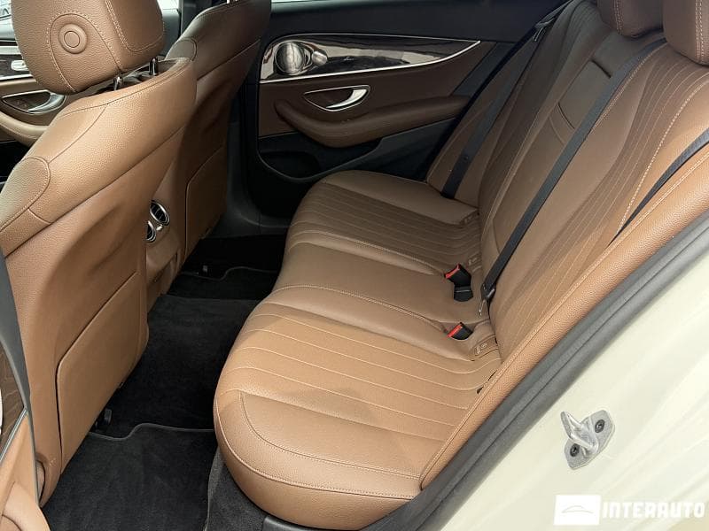 2019 Mercedes E 350 — Miniatură 20