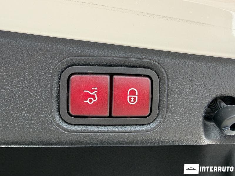 2019 Mercedes E 350 — Miniatură 23
