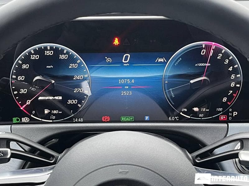 Mercedes E 53 AMG 2025 — Миниатюра 10
