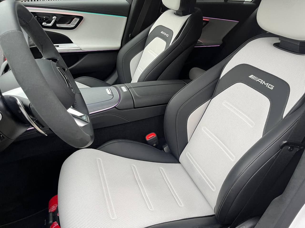 Mercedes E 53 AMG 2025 — Миниатюра 6