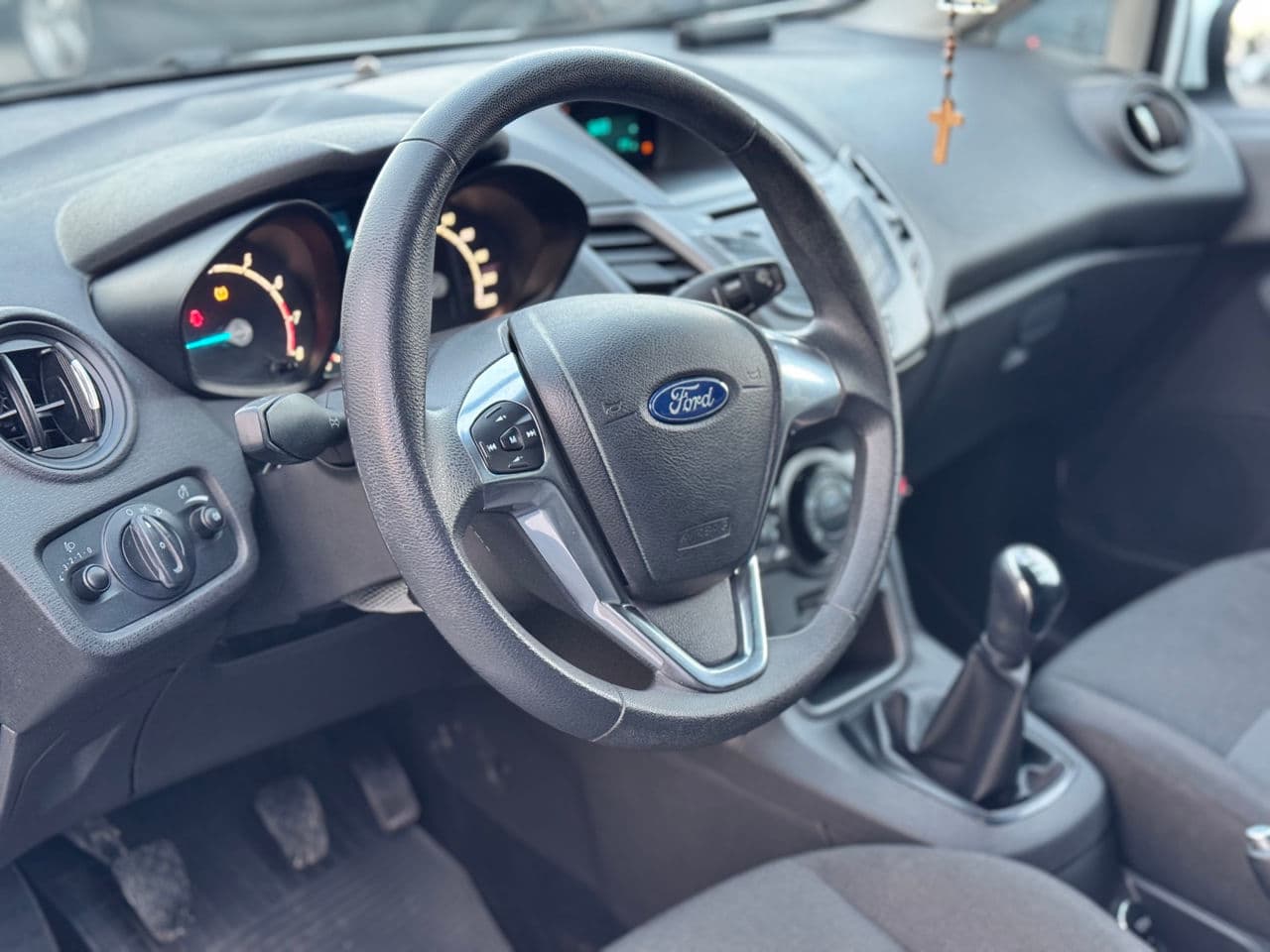 Ford Fiesta 2016 — Миниатюра 8