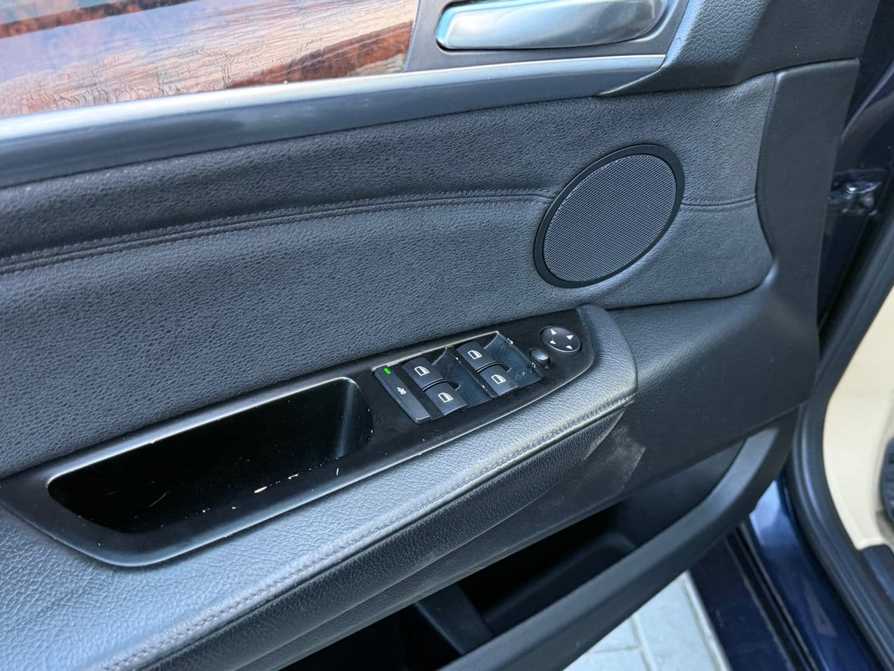 2009 BMW X5 3.0i — Miniatură 6