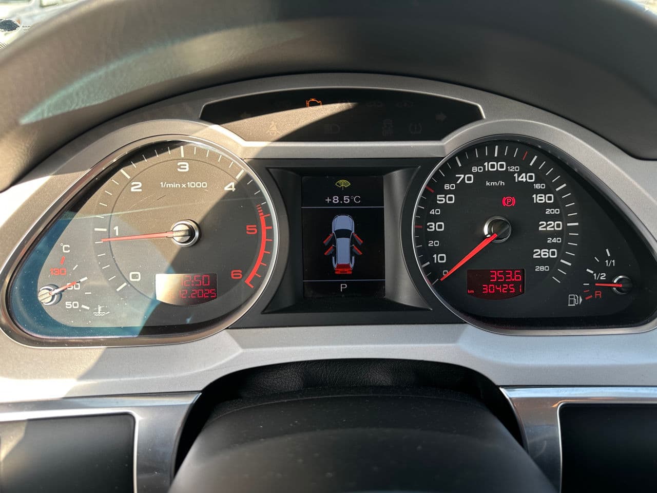 Audi A6 2010 — Миниатюра 8