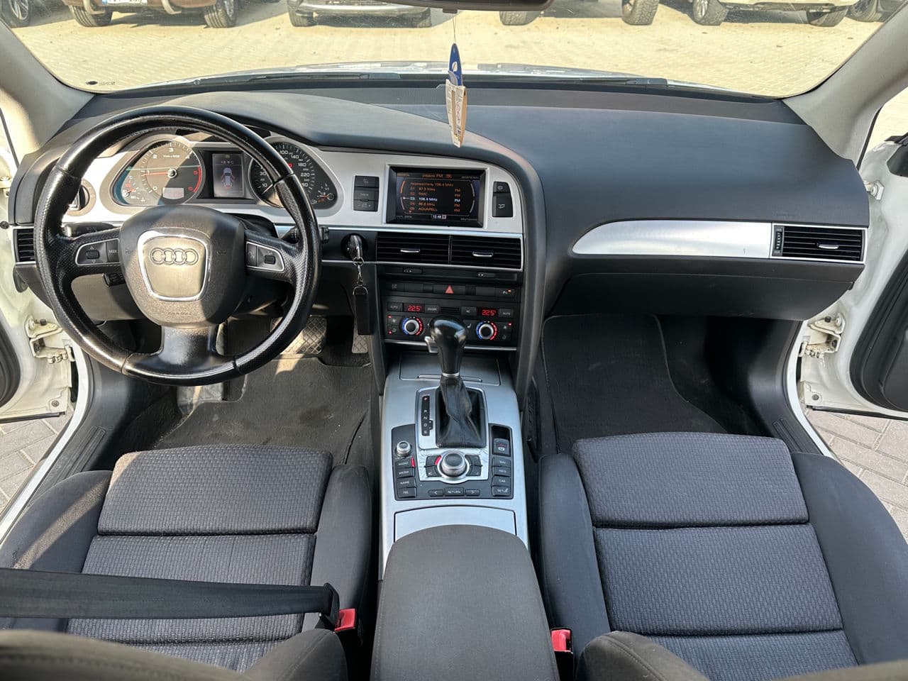 Audi A6 2010 — Миниатюра 6
