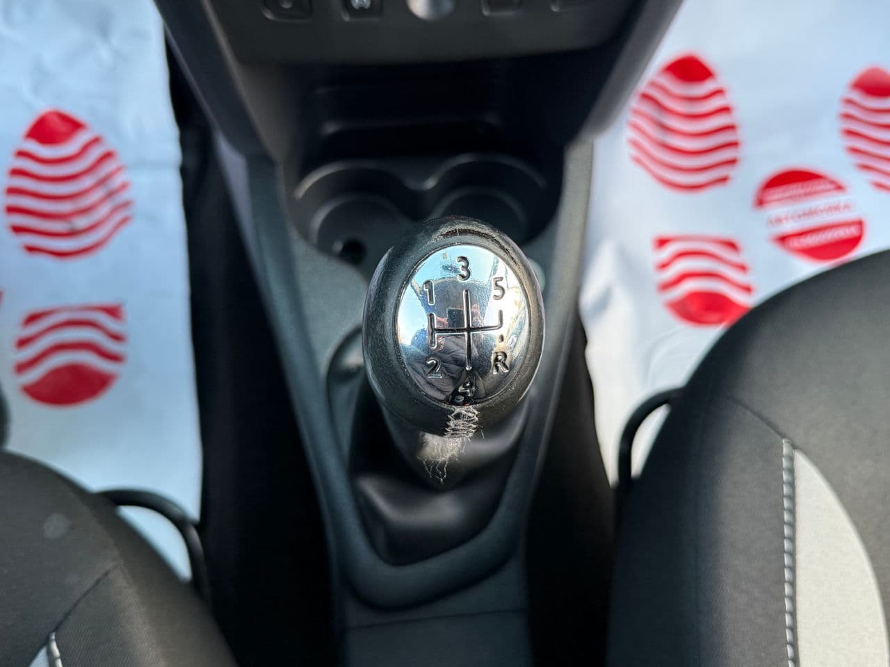 Dacia Sandero Stepway 2016 — Миниатюра 10