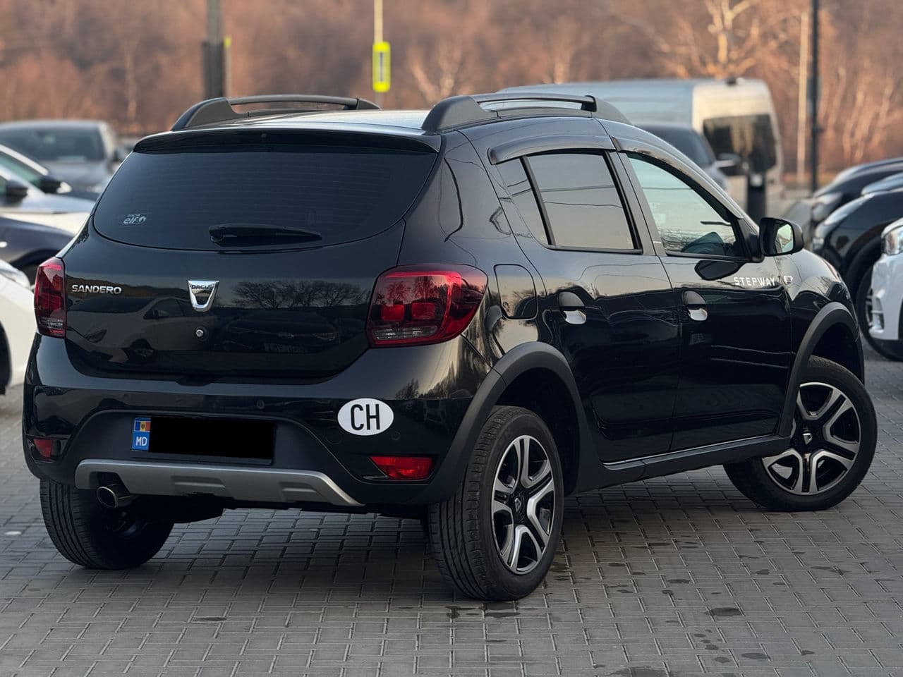 Dacia Sandero Stepway 2018 — Миниатюра 3