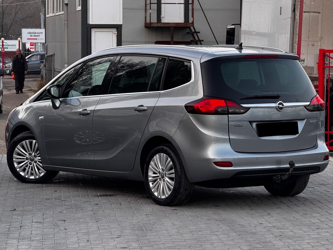 Opel Zafira 2013 — Миниатюра 2