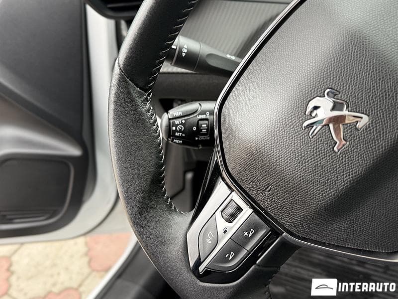 Peugeot 208 2023 — Миниатюра 10