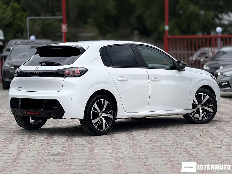 Peugeot 208 2023 — Миниатюра 2