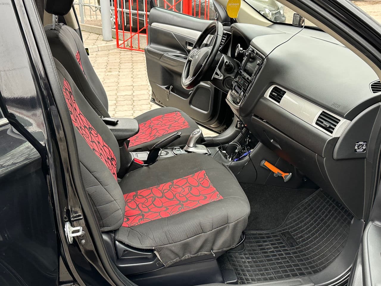 Mitsubishi Outlander 2014 — Миниатюра 5