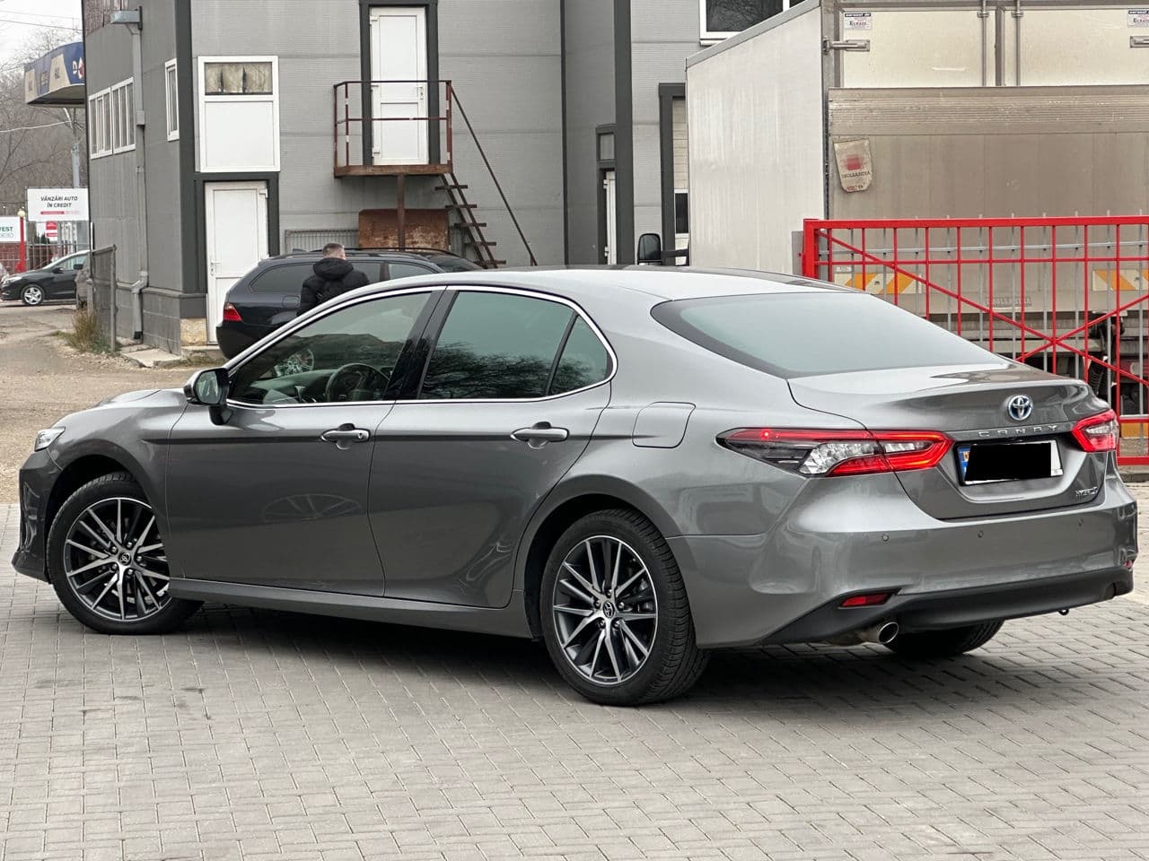 Toyota Camry 2021 — Миниатюра 4