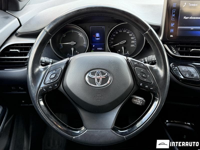 Toyota C-HR 2018 — Миниатюра 13