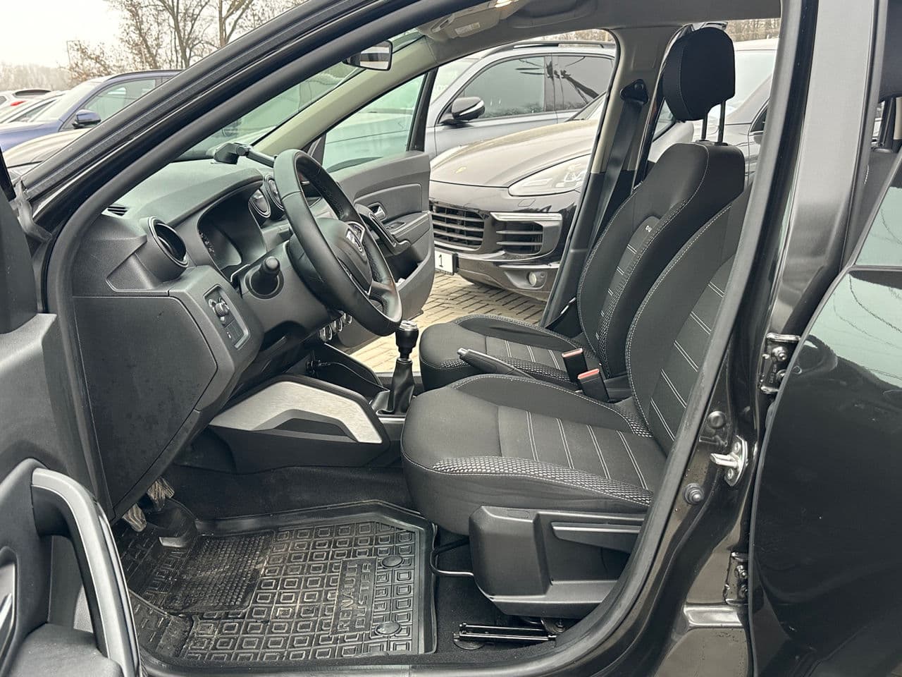 Dacia Duster 2021 — Миниатюра 5