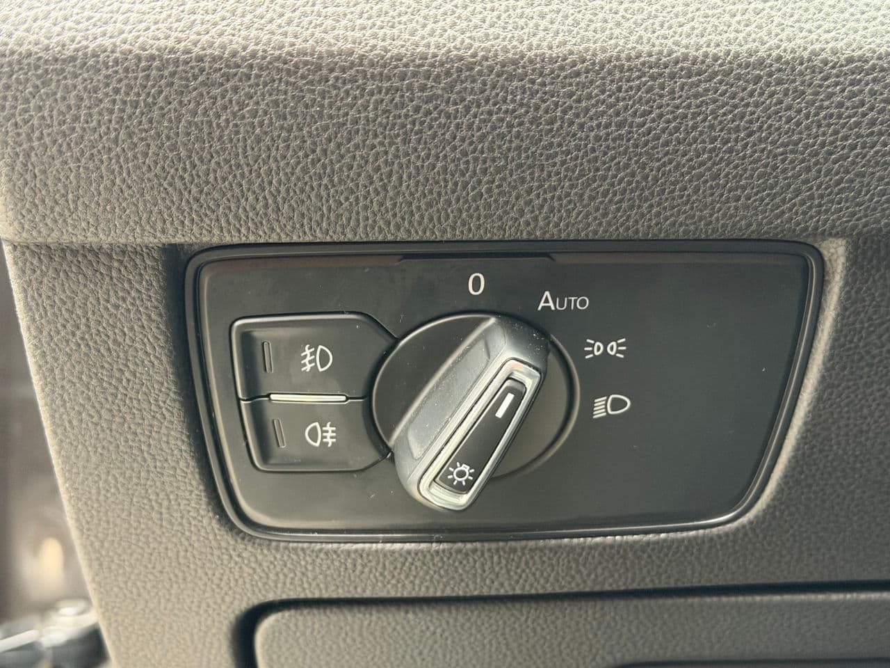 Volkswagen Passat 2018 — Миниатюра 10