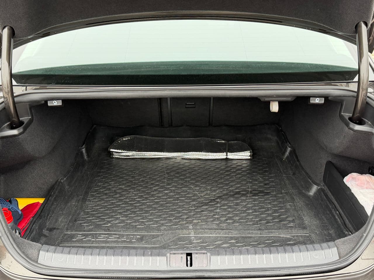 Volkswagen Passat 2018 — Миниатюра 20