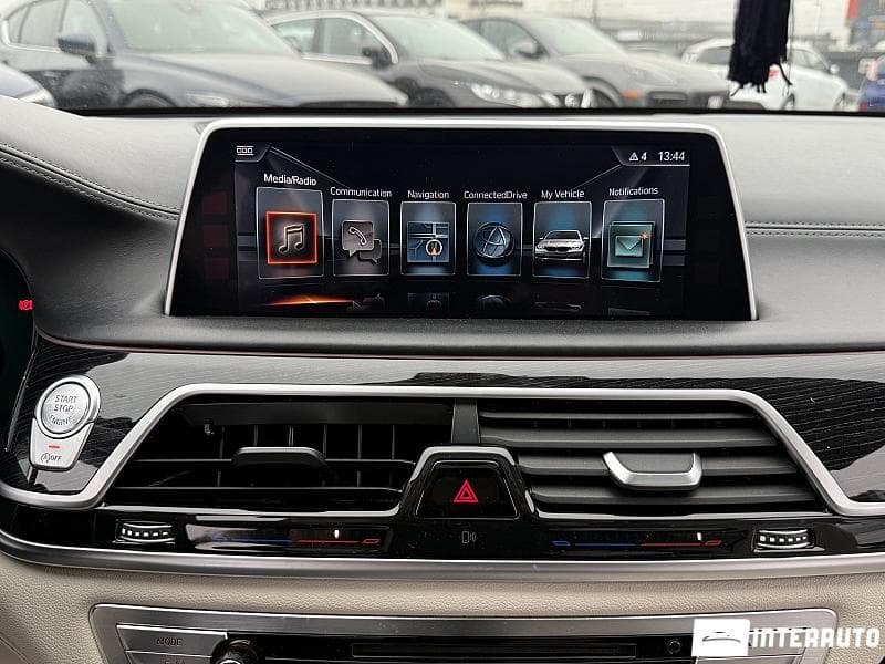 2016 BMW 730 — Miniatură 12