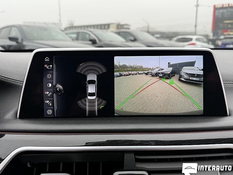 2016 BMW 730 — Miniatură 13