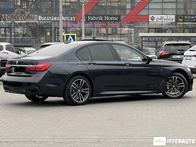 2016 BMW 730 — Miniatură 3