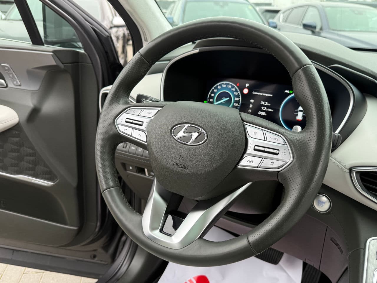 Hyundai Santa Fe 2021 — Миниатюра 8