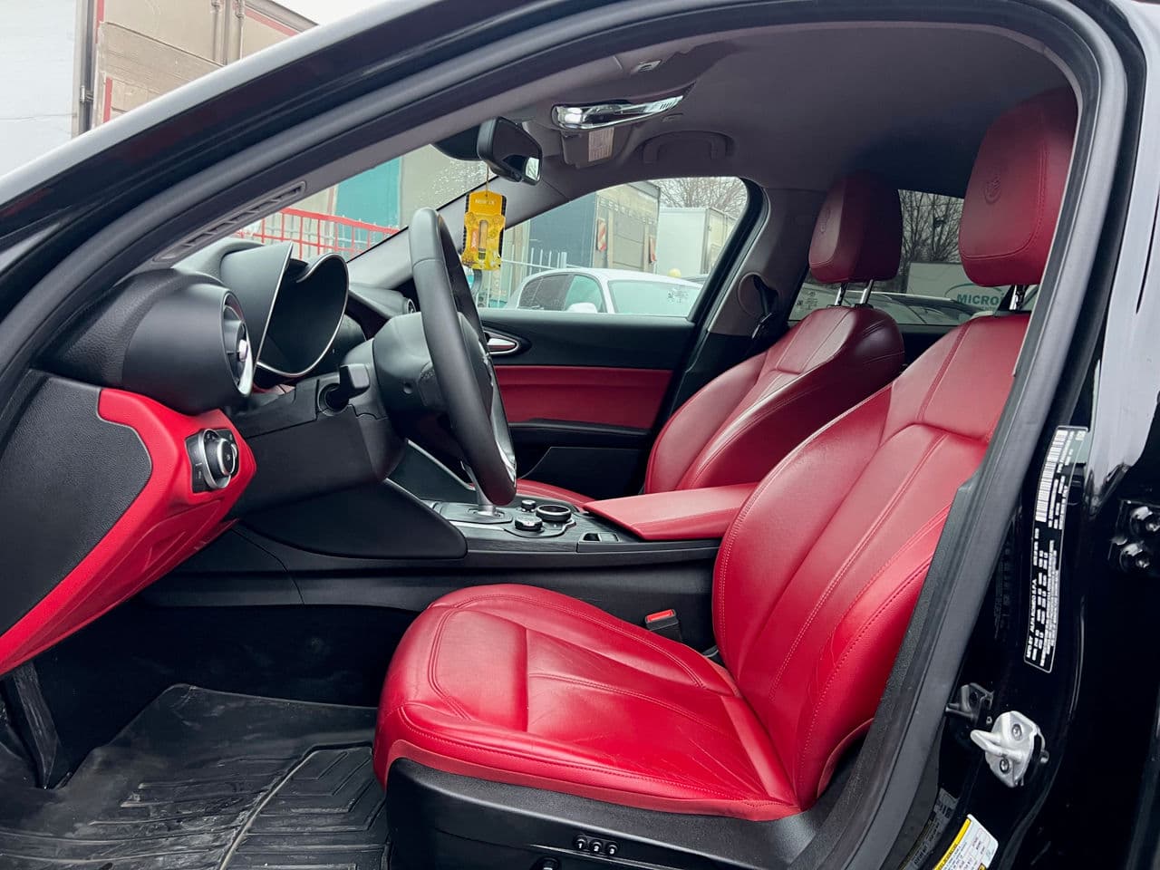 Alfa Romeo Giulia 2019 — Миниатюра 5