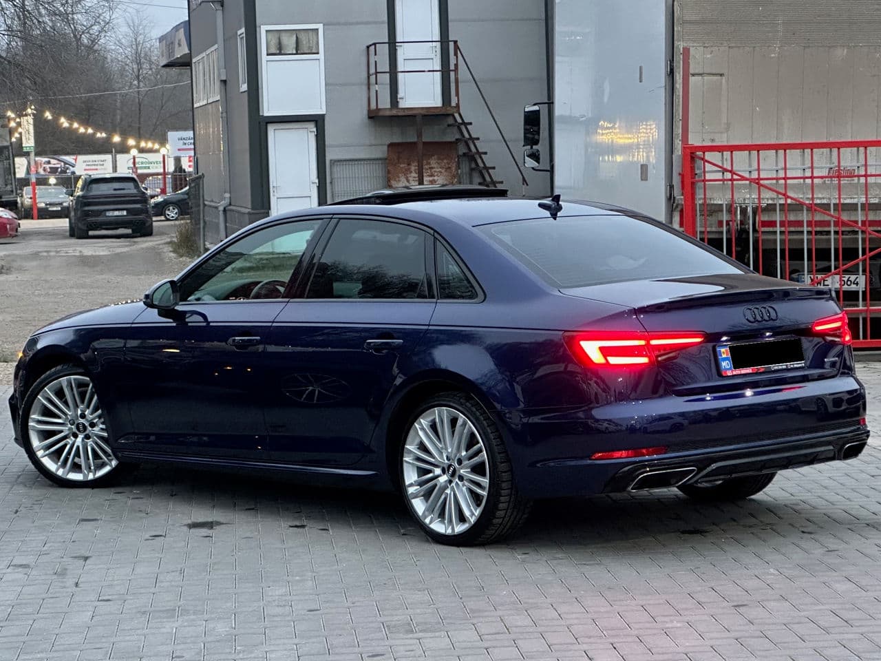 Audi A4 2019 — Миниатюра 4