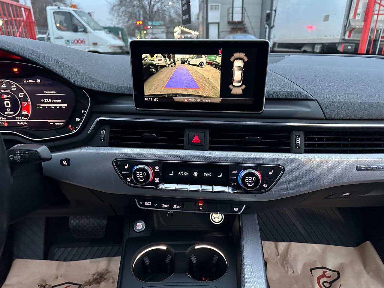 Audi A4 2019 — Миниатюра 13