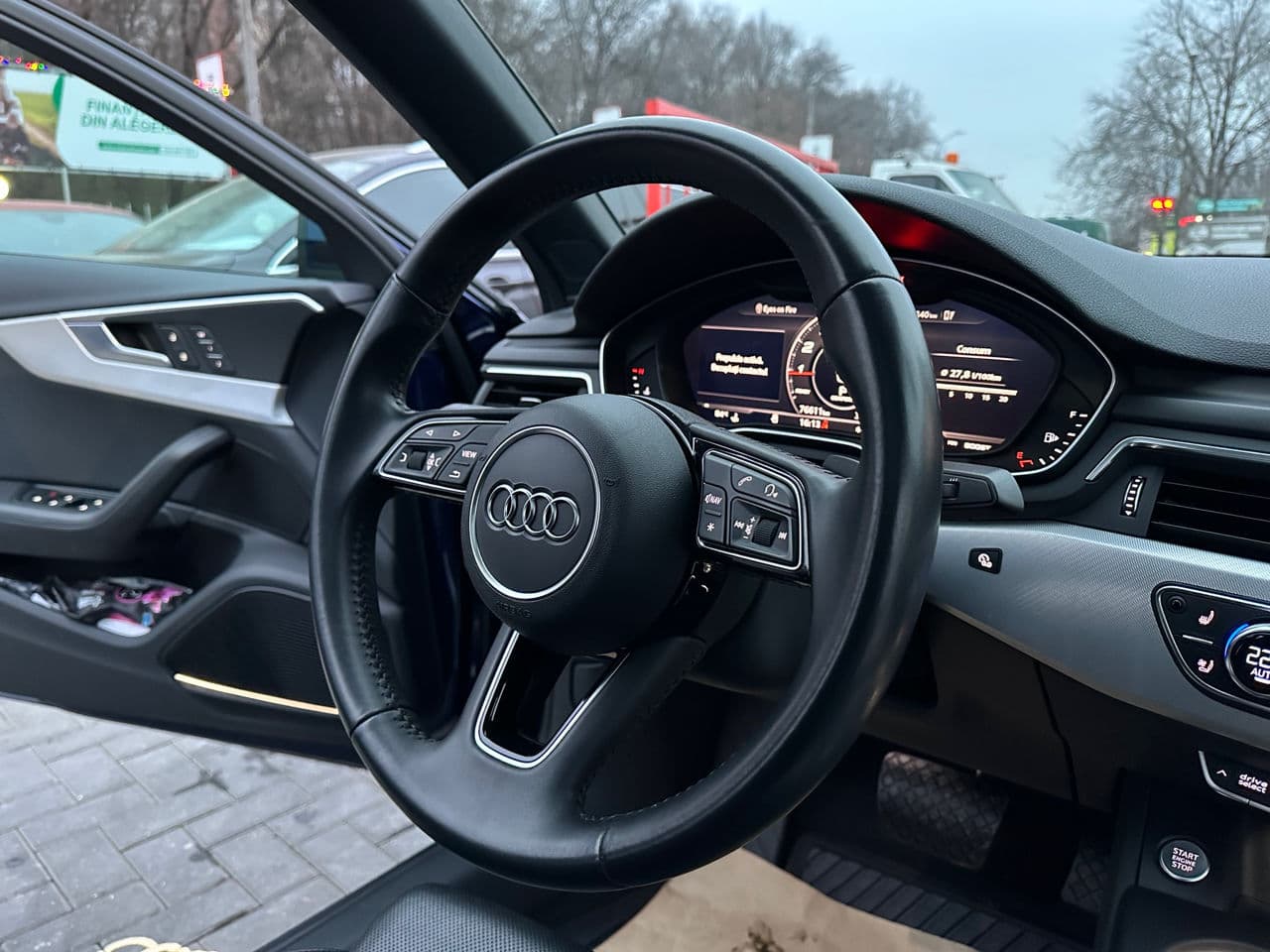 Audi A4 2019 — Миниатюра 11
