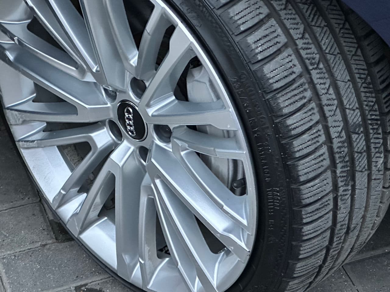 Audi A4 2019 — Миниатюра 21